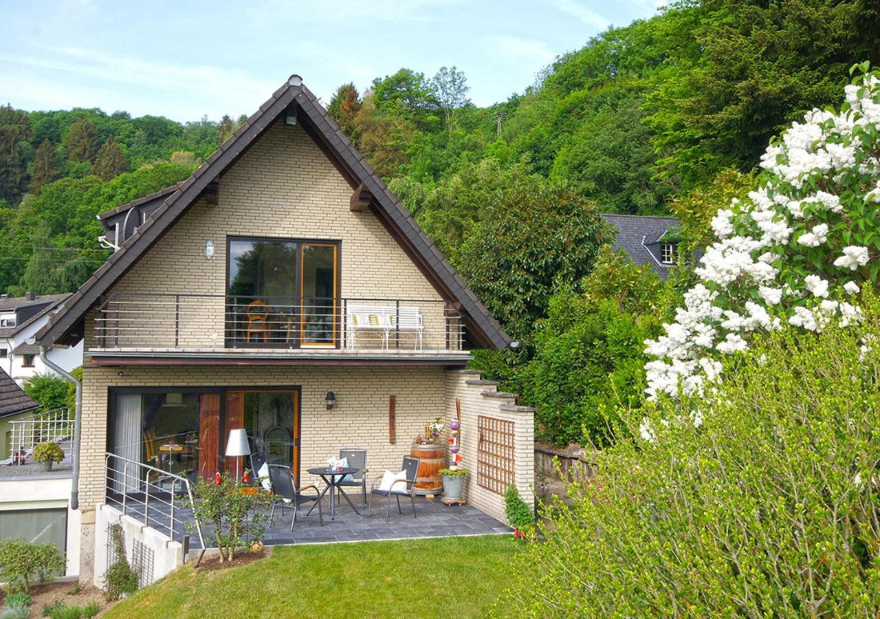 Ferienwohnung Eifel-Flair Geraeumig-Stilvoll-Ruhige Lage Am Rursee Und Nationalpark Eifel รูร์แบร์ก ภายนอก รูปภาพ